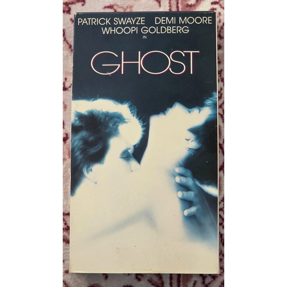 Ghost (VHS 1990) Original Release WHITE Colored Tape Patrick Swayze Demi Moore